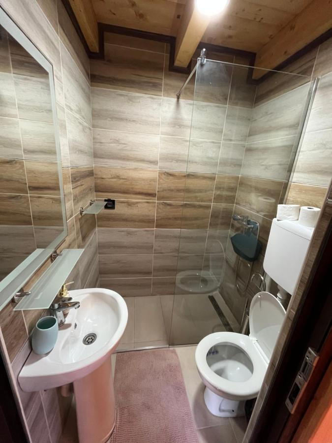 Apartmani Joka I Drvene Kucice Връдник Екстериор снимка